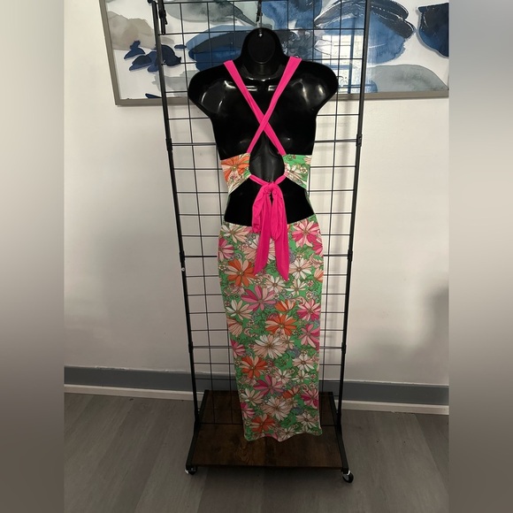 Green Floral Cut Out Pink Self Tie Back Closure Midi Dress - Picture 12 of 17